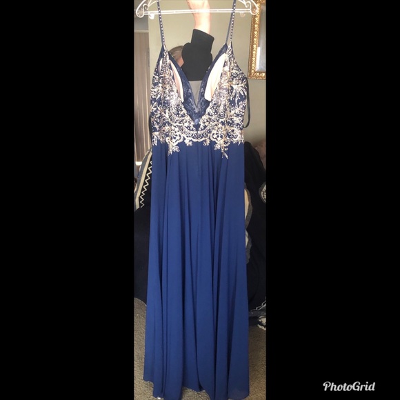 Navy blue with gold design - Picture 3 of 3